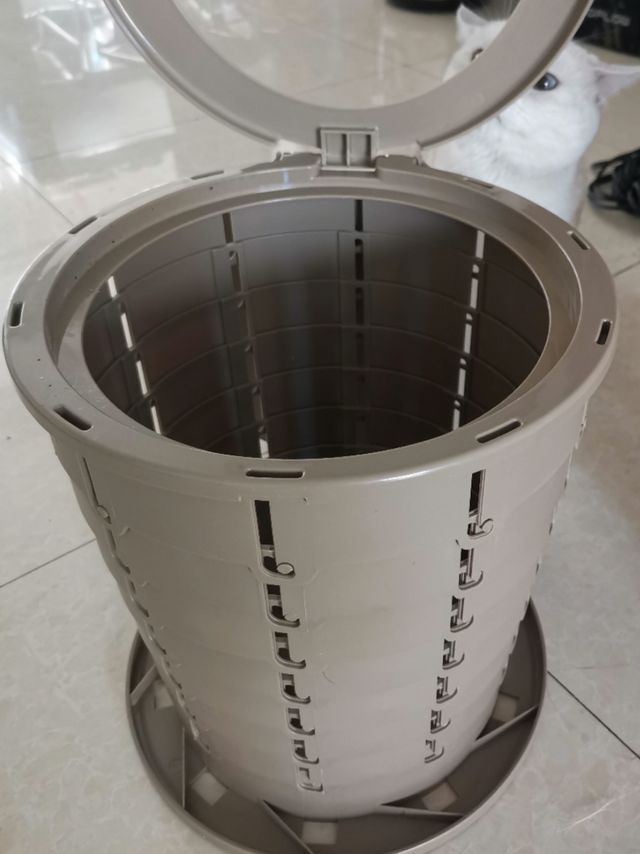 买过最贵的垃圾桶，懂就不细述啦！