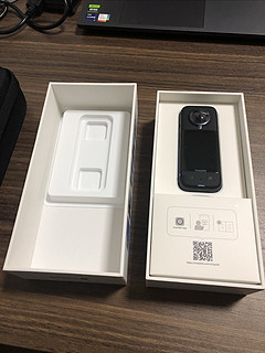 Insta360 X3开箱