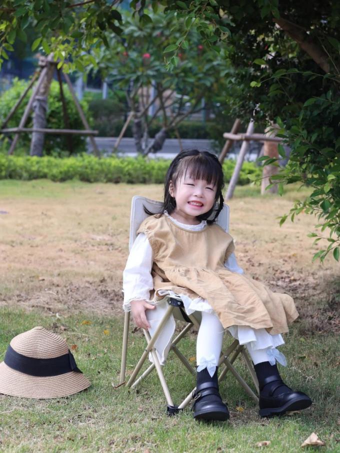 女童裙装