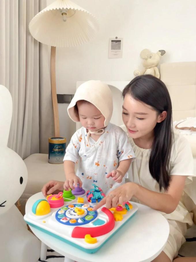 爱他美3段奶粉