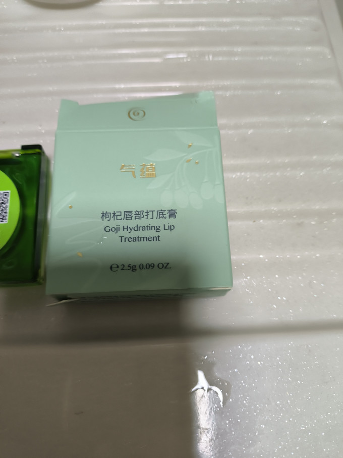 气蕴润唇膏