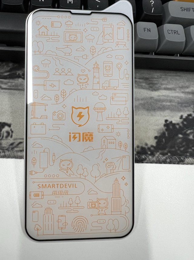 白菜价的钢化膜闪魔