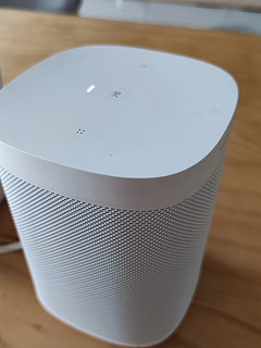 Sonos one，非常棒的一款流媒体音箱