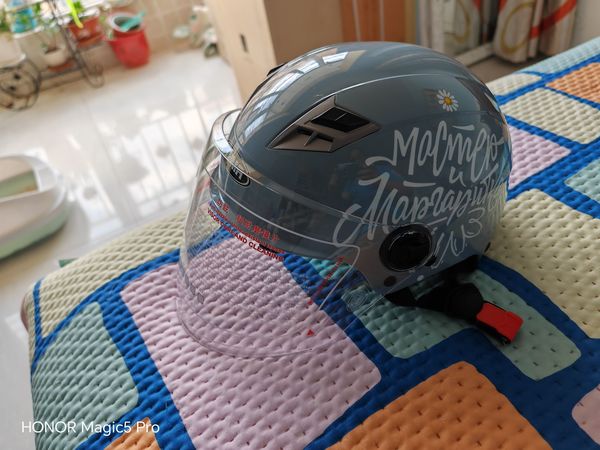 野马四季款电动车头让你的骑行安全方便