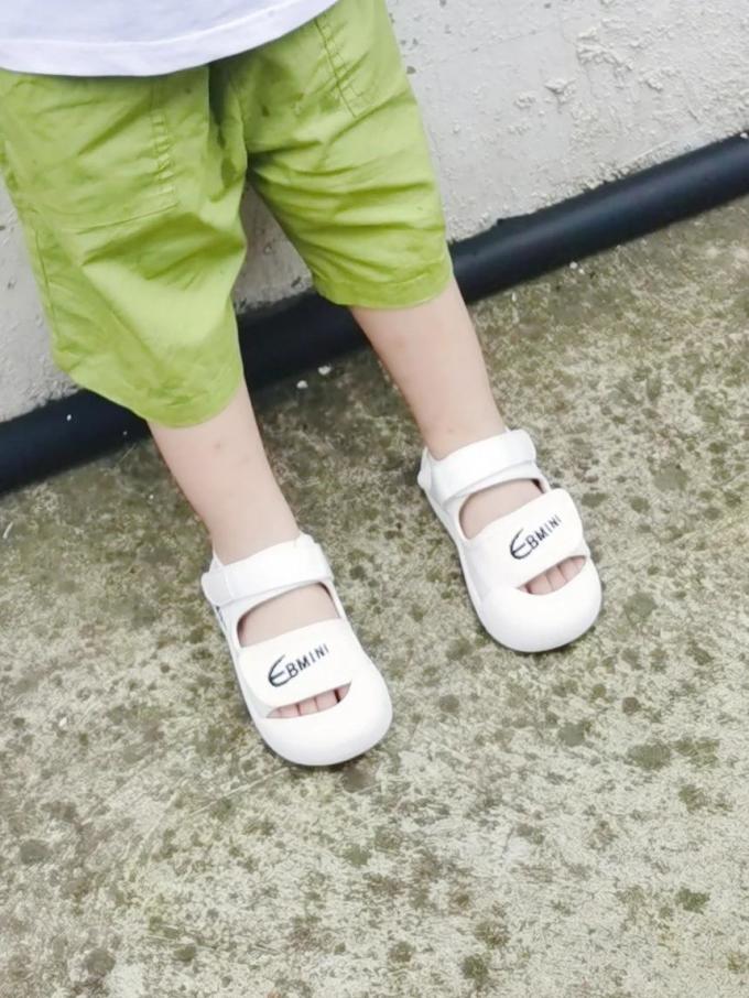 英贝米尼儿童凉鞋