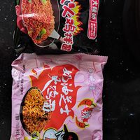 白象和同碗福火鸡面对比