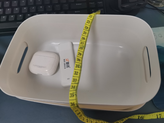 收纳箱