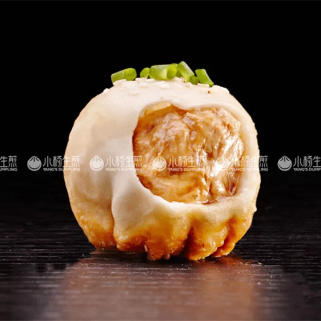 难得出差去上海,当然是要去吃一回小杨生煎啦~!