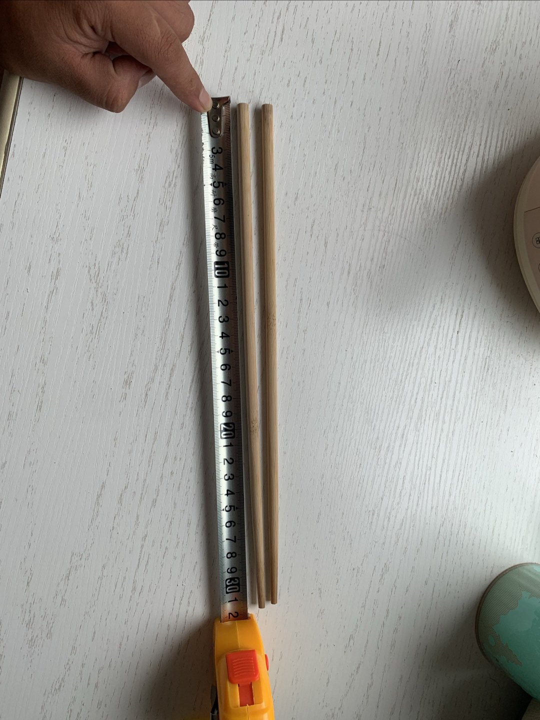 这双长达32厘米的木质筷子就是5毛包邮到手,适合炸油条,油