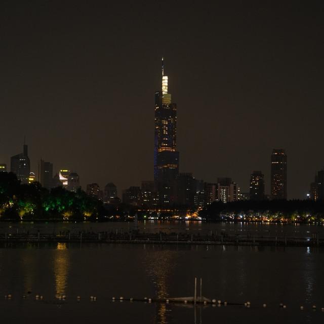 大便浇头-天涯镜 腾龙28-200开箱