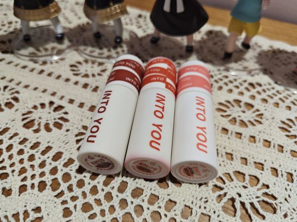 一如唇泥深似海，每个都想买
