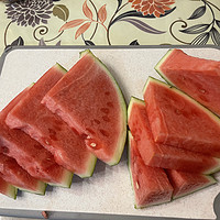 食品饮料 篇七：西瓜才是夏天的标配，冰镇西瓜真的顶