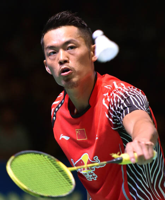 尤尼克斯羽毛球拍