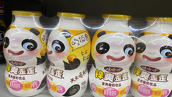 娃哈哈酸奶是中国知名的饮品品牌之一，以下是一些推荐理由：娃哈哈酸奶是中国知名的饮品品牌之一，以下是