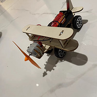 自制科技小飞机：探索天空的乐趣