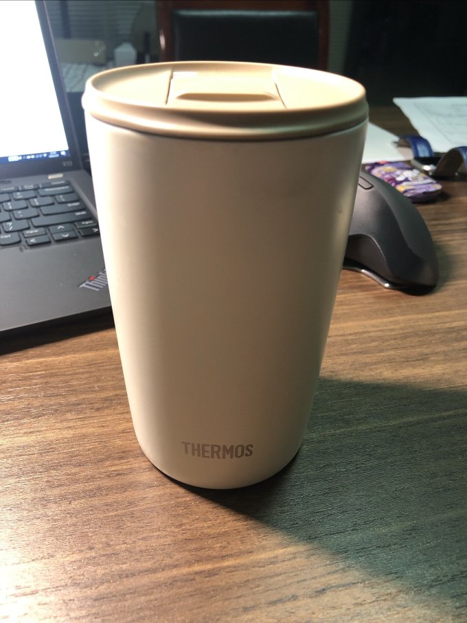 膳魔师保温杯