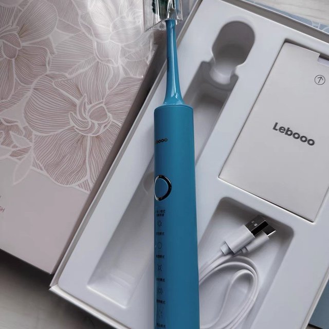 入门级电动牙刷，从来没有这么干净过！
