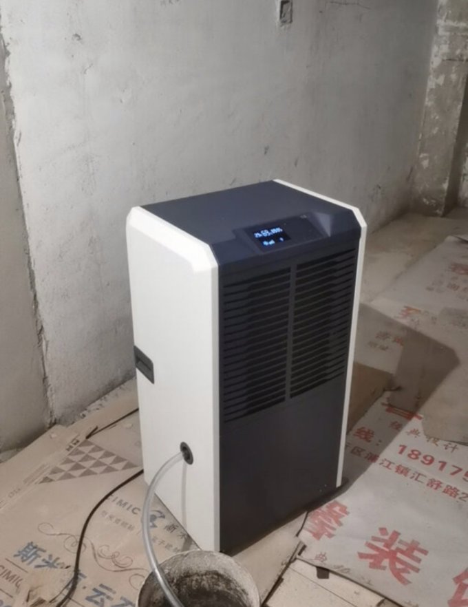 除湿器