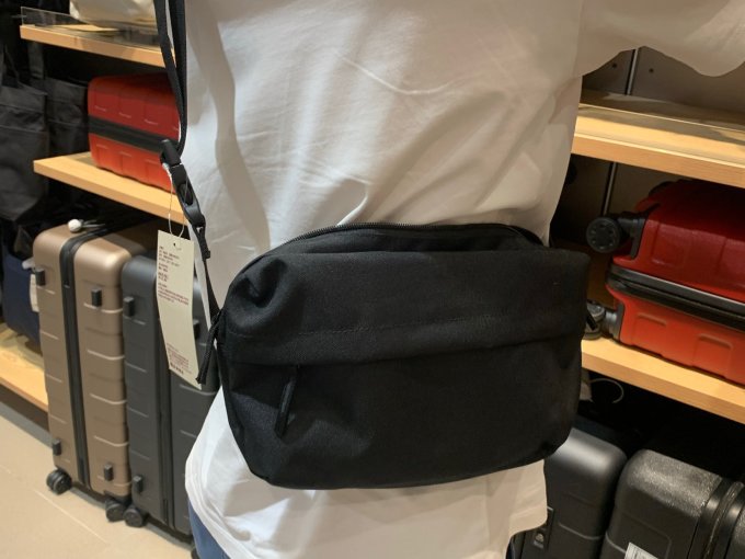 無印良品男士单肩斜挎包