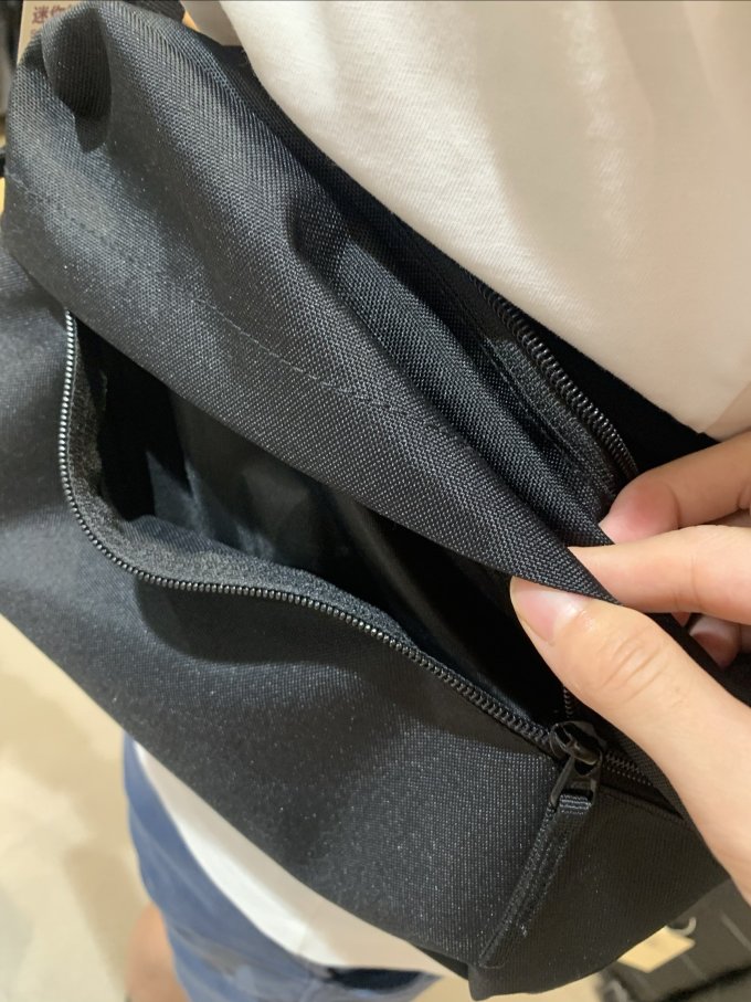 無印良品男士单肩斜挎包