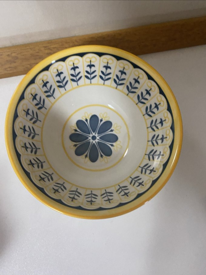舍里餐具