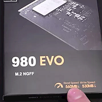 假冒三星 980 EVO 4TB SSD 仅需300块，一测速比U盘还慢