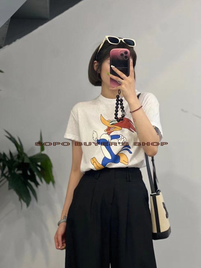 女士T恤