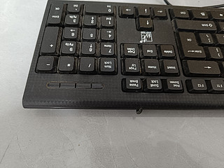 ​几十元的有线键盘也可以用很久。