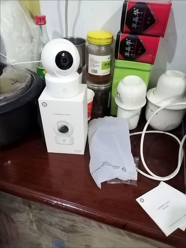 摄像机转动稳定不抖动，还可以连接米家