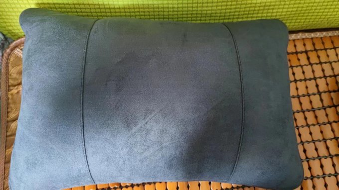 车用颈枕