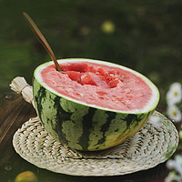 夏日水果盛宴：畅享甜蜜的滋味