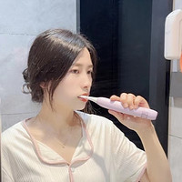 笑容100分,是100+电动牙刷给的~