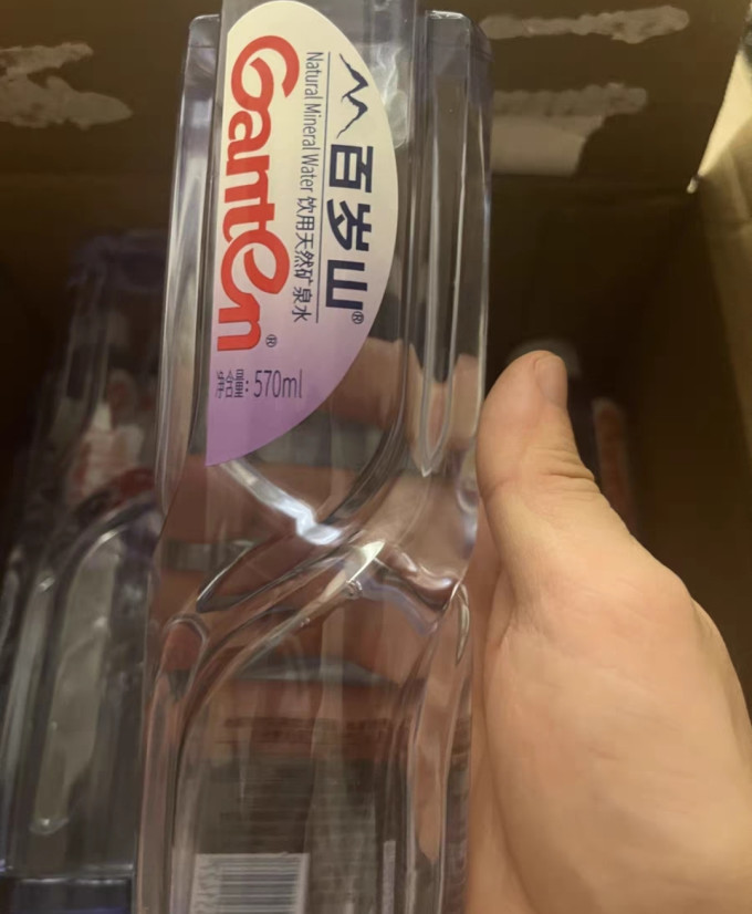百岁山饮用水