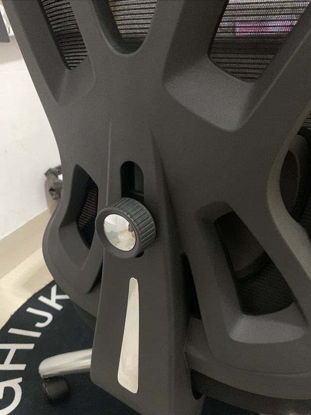 黑白调p5单背椅子