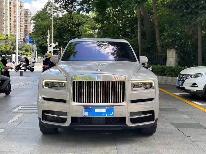 劳斯莱斯SUV
