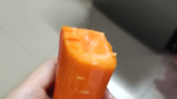 放了大半个月的胡萝卜 