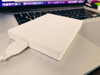 资深打工人，谁还没个移动硬盘了？