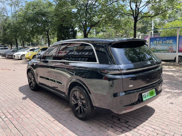 这钱省不了——还是贴了车衣