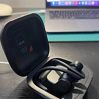 ​​Beats Powerbeats Pro蓝牙耳机，真的值得推荐