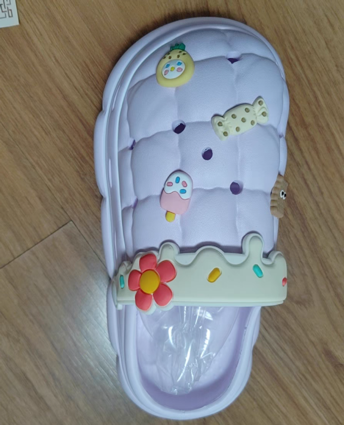 喜艺坊居家拖鞋