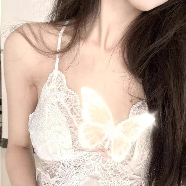 夏季清凉吊带冰丝连衣裙