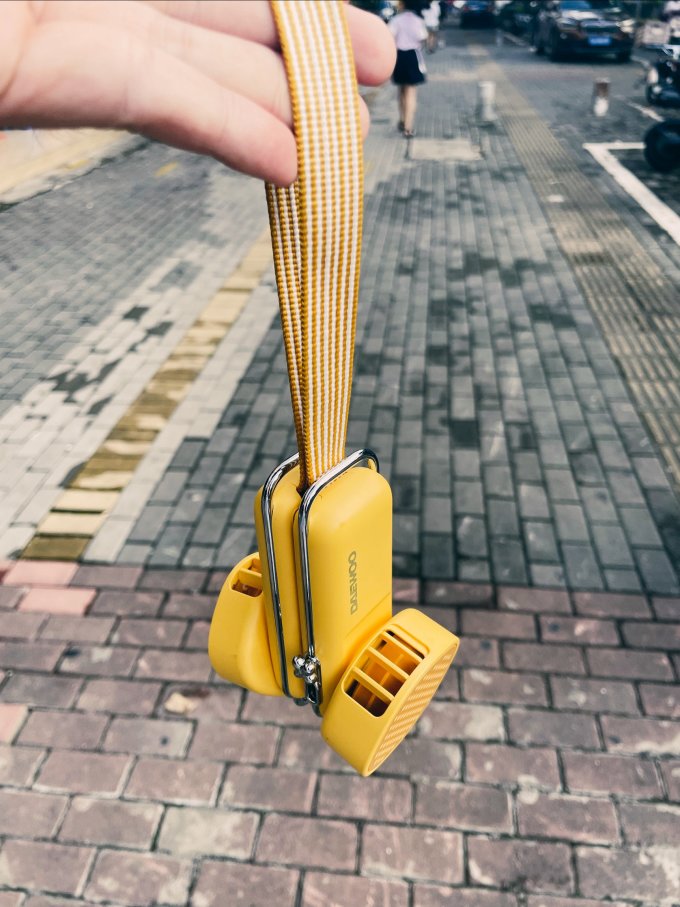 大宇挂脖风扇