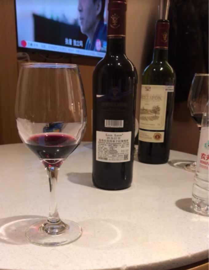 路易拉菲红葡萄酒