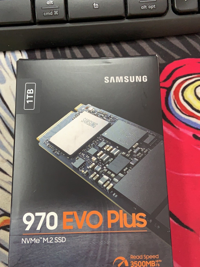 八天收到了亚马逊买的三星970 EVO plus 1T