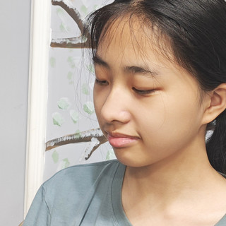 给牙齿精华般的呵护！清九野精华牙膏