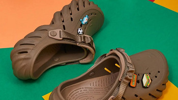 夏天到了，强烈推荐crocs的凉鞋，正好唯品会有活动特价，入手好时候