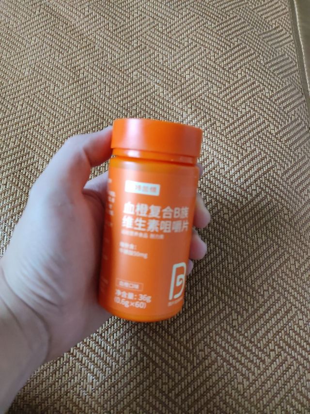 长期应酬需要一瓶b族保护肝脏