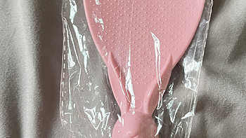 这个饭勺真的是很可爱，粉粉嫩嫩的。