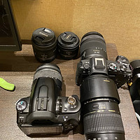​佳能（Canon）EOS R8 全画幅微单数码相机，是一款小型轻量的数码相机