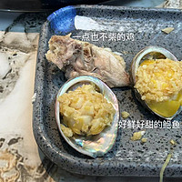 鲍鱼肉质鲜美，口感细腻，营养丰富